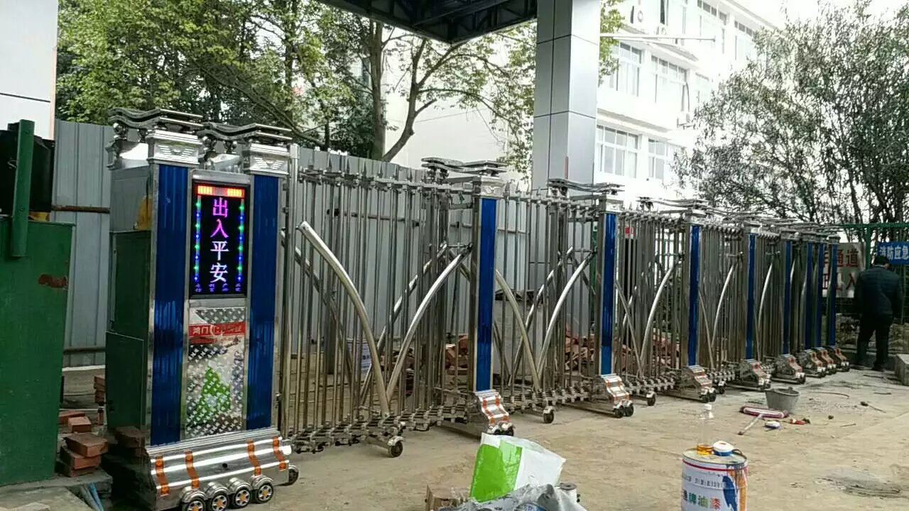 张家口崇礼区张家口崇礼区四川绵阳市飞机场伸缩门